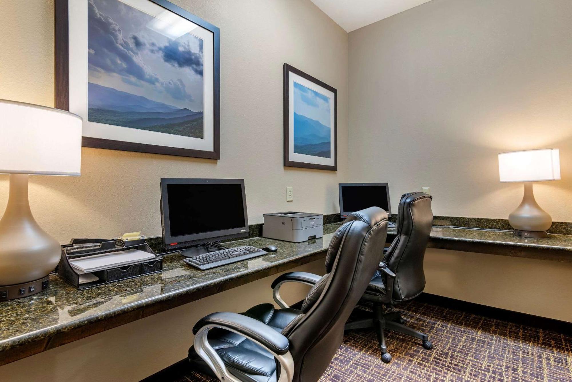 Hotel Comfort & Blue Ridge
